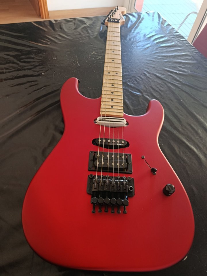 Charvel usa select san dimas hss de segunda mano · Foto 5 de 8 · Barcelona · 2100 €