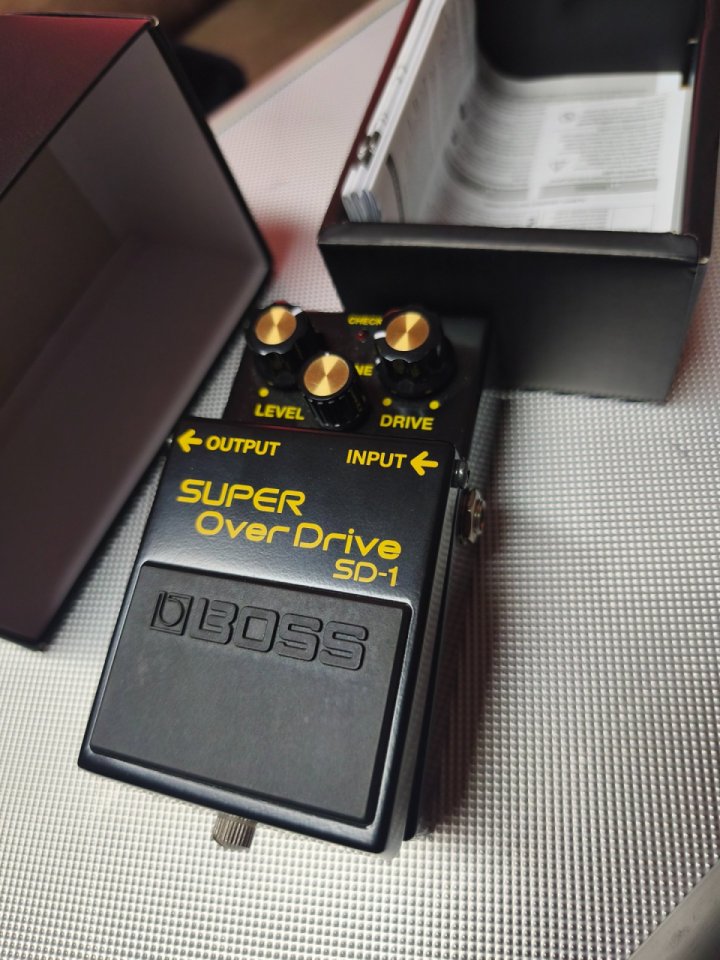 Boss sd-1 40 aniversario de segunda mano · Foto 3 de 5 · Jaén · 65 €