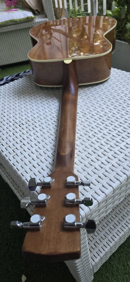CORT ACÚSTICA de segunda mano · Foto 10 de 10 · Madrid · 99 €
