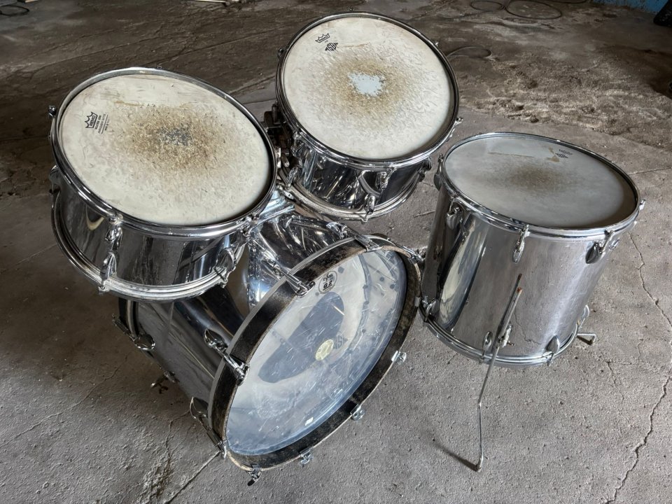 Batería vintage Asba 196 de segunda mano · Foto 5 de 8 · Sevilla · 950 €