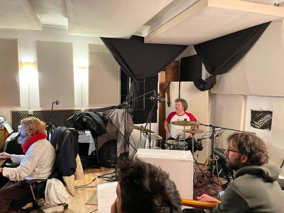 Estudio de grabación, producción y mezcla de segunda mano · Foto 2 de 7 · Valencia