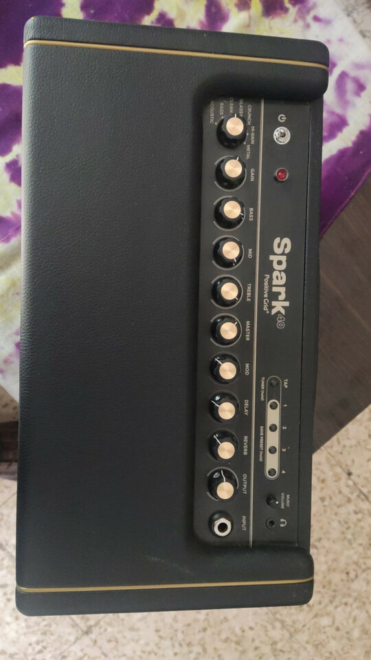 Amplificador Bluethot Spark Positive Grid + extra