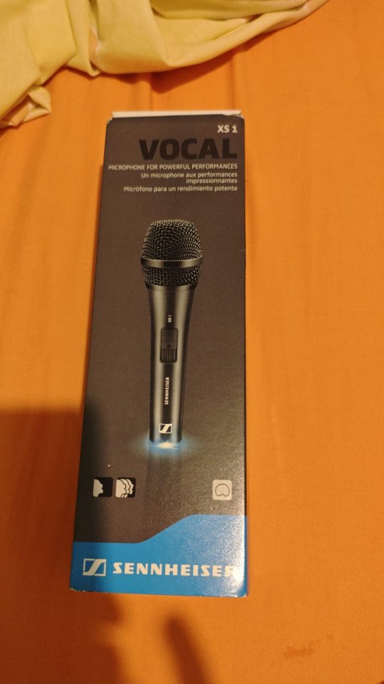 Focusrite Scarlett 2i2 2nd Gen + Sennheiser XS1 – Pack impecable