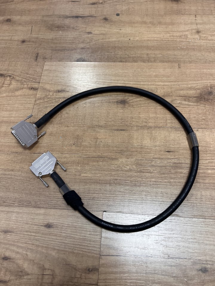 Mangueras dSub25 DB25 a XLR hembra de segunda mano · Foto 2 de 2 · Bizkaia · 60 €