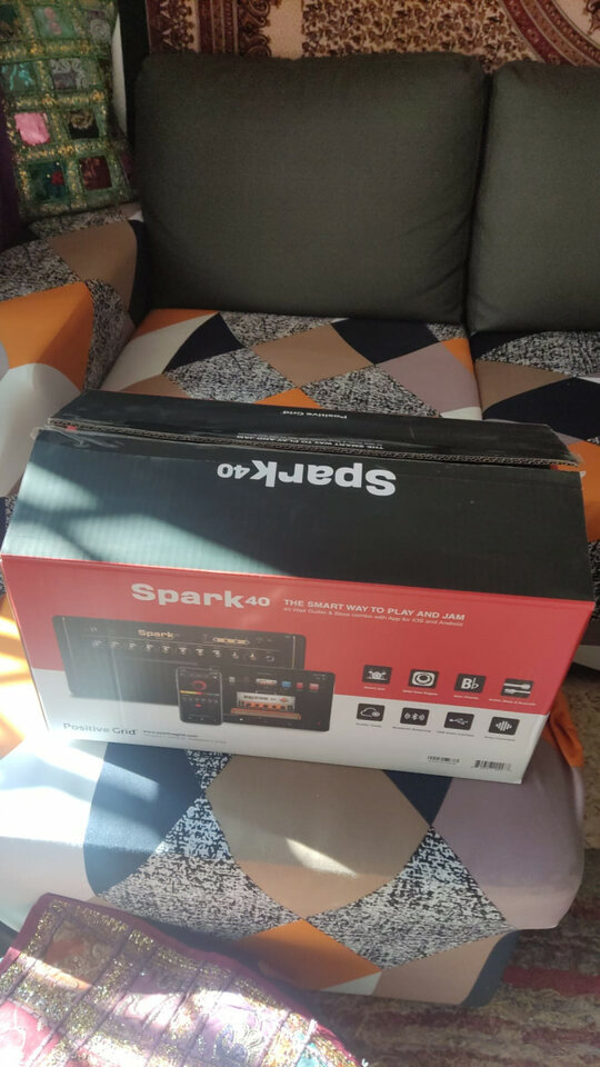 Amplificador Bluethot Spark Positive Grid + extra