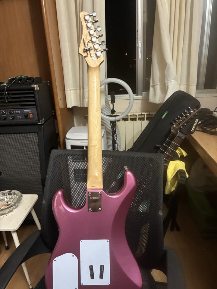 KramerGuitars pacer de segunda mano · Foto 5 de 5 · Palencia · 280 €