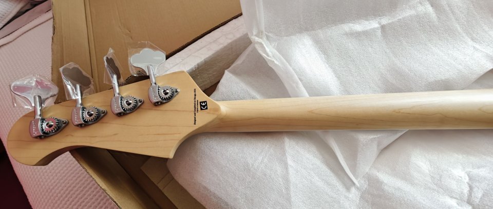 Lakland Skyline Decade. NUEVO, A ESTRENAR. de segunda mano · Foto 7 de 10 · Lugo · 1690 €