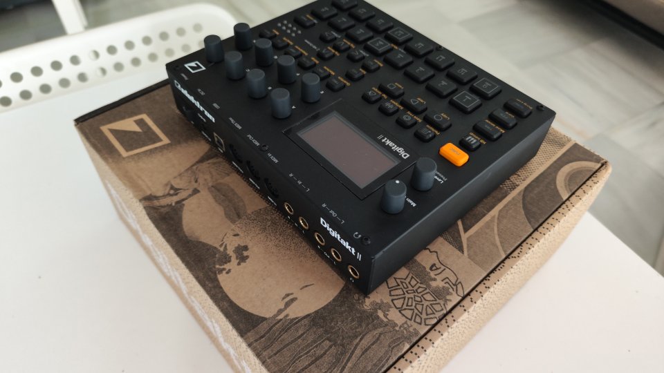 Elektron Digitakt 2