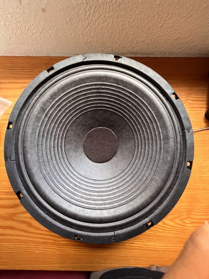 Eminence George Alessandro Neodimio 8 ohms de segunda mano · Foto 2 de 2 · Madrid · 140 €