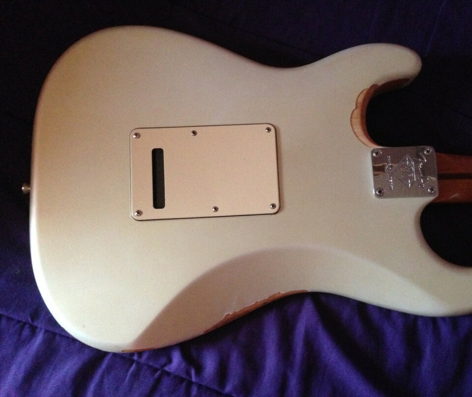 Fender 60th Anniversary Commemorative Standard Stratocaster 2006 Blizzard Pearl de segunda mano · Foto 4 de 5 · Madrid