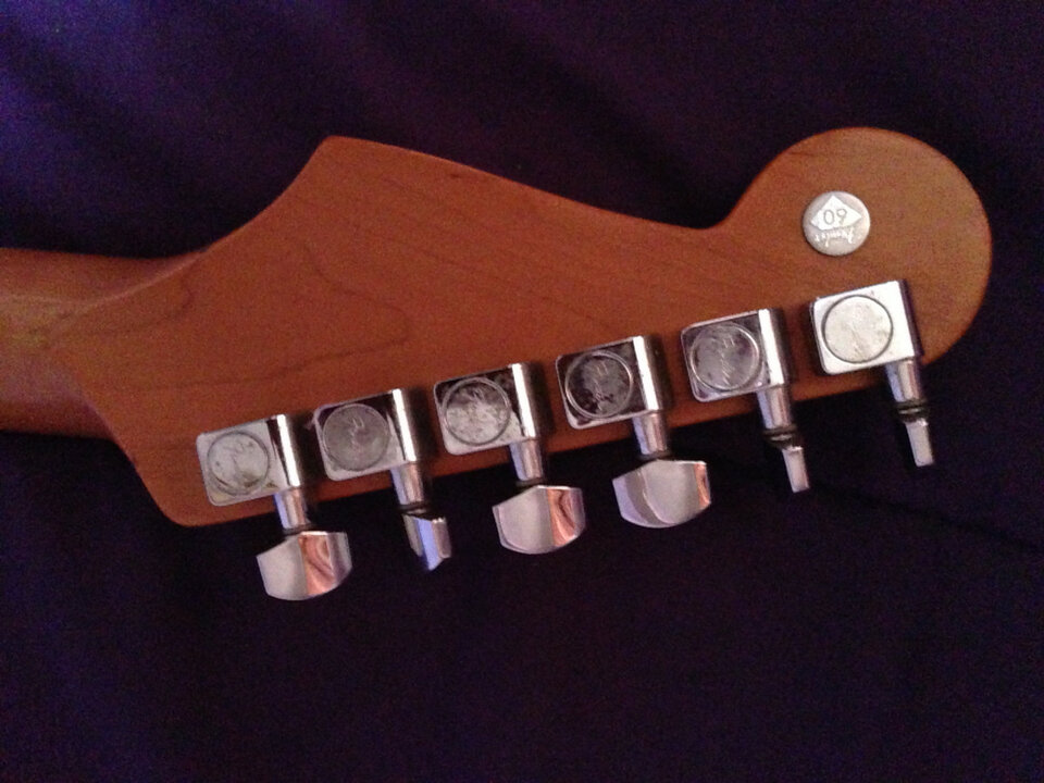 Fender 60th Anniversary Commemorative Standard Stratocaster 2006 Blizzard Pearl de segunda mano · Foto 5 de 5 · Madrid