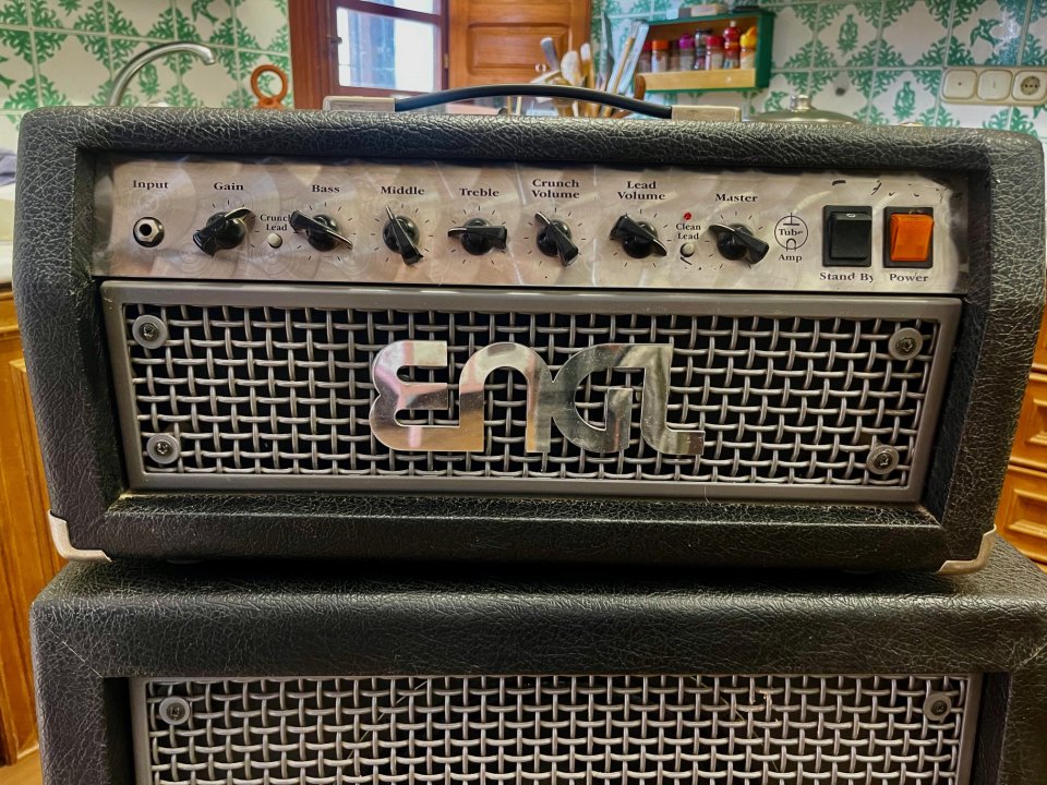 Amplificador Guitarra a Válvulas ENGL Thunder 50