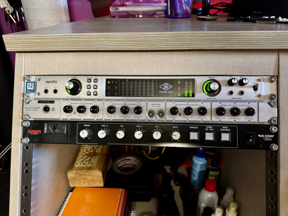 Universal Audio Apollo QUAD FireWire + Plugins UAD + Caja Original de segunda mano · Foto 3 de 8 · Valencia · 799 €