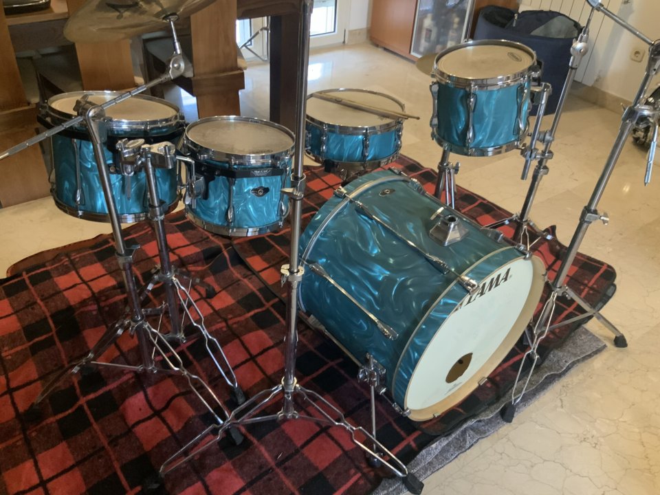 TAMA Superstar EFX completa + Iron Cobra 900 + herrajes + platos + fundas de segunda mano · Foto 7 de 10 · Madrid · 2150 €