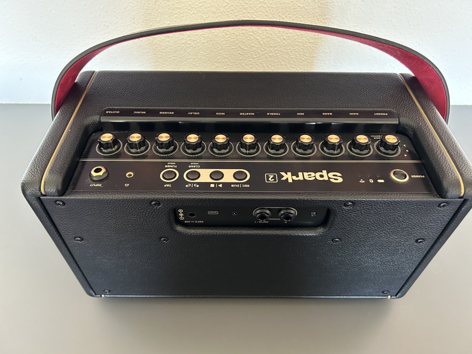 Positive Grid Spark 2 Amplificador Guitarra