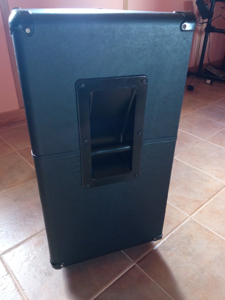 Pantalla Marshall 8412 de segunda mano · Foto 2 de 4 · Navarra · 200 €