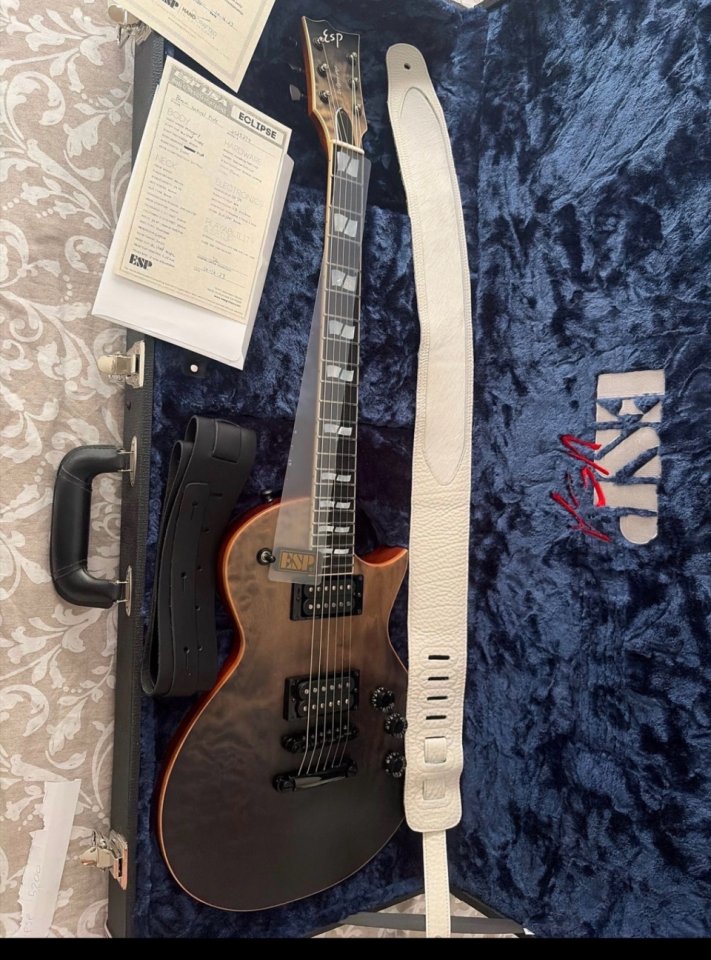 ESP USA Eclipse 2023 - Black Natural Fade de segunda mano · Foto 1 de 8 · Barcelona · 4000 €