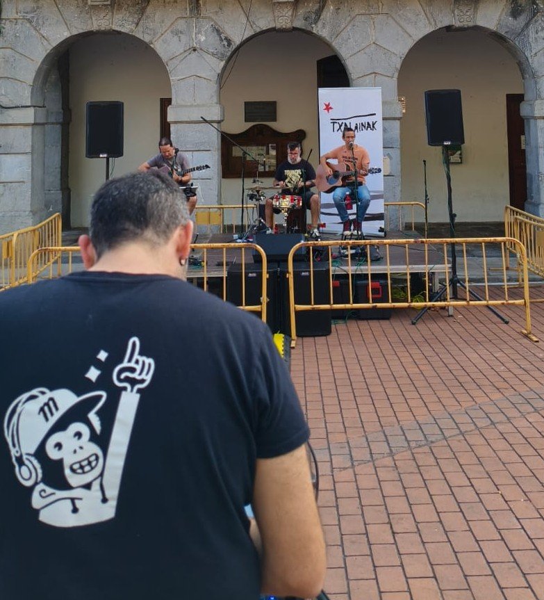 Sonorización profesional de eventos | mugirecord – bizkaia de segunda mano · Foto 4 de 6 · Bizkaia