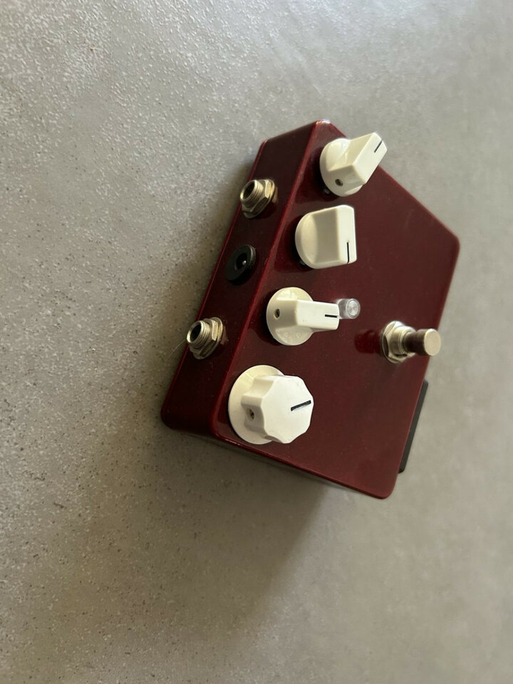 Chase Tone FINELY TUNED FUZZ (cambio)