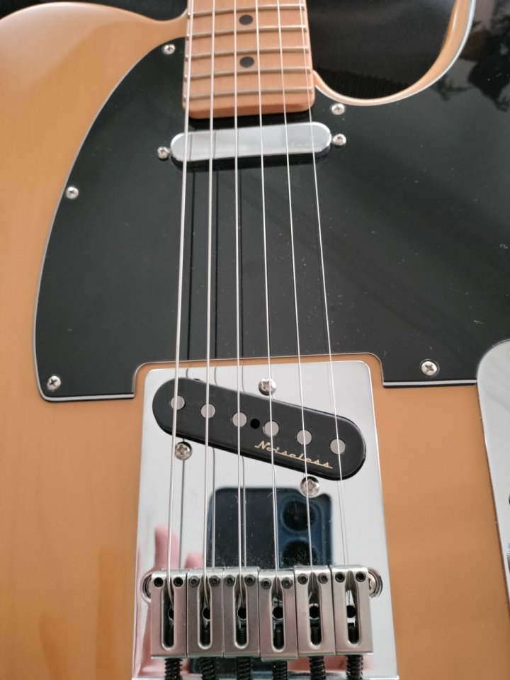 Fender telecaster 2 plus de segunda mano · Foto 2 de 10 · Albacete · 400 €
