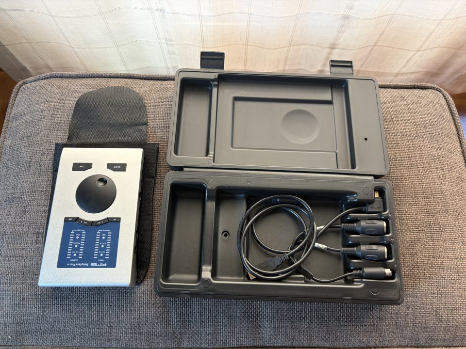 RME Babyface Pro FS con caja, estuche y accesorios — 500 € de segunda mano · Foto 9 de 9 · Barcelona · 500 €