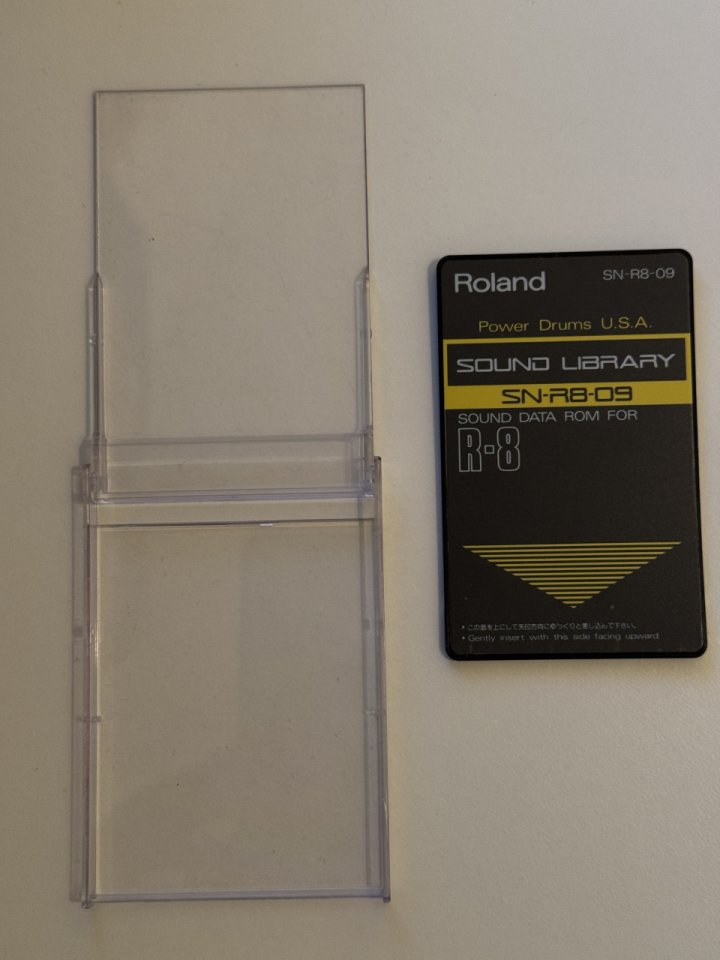 Tarjeta Roland SN-R8-09 POWER DRUMS U.S.A. de segunda mano · Foto 3 de 5 · Almería · 50 €