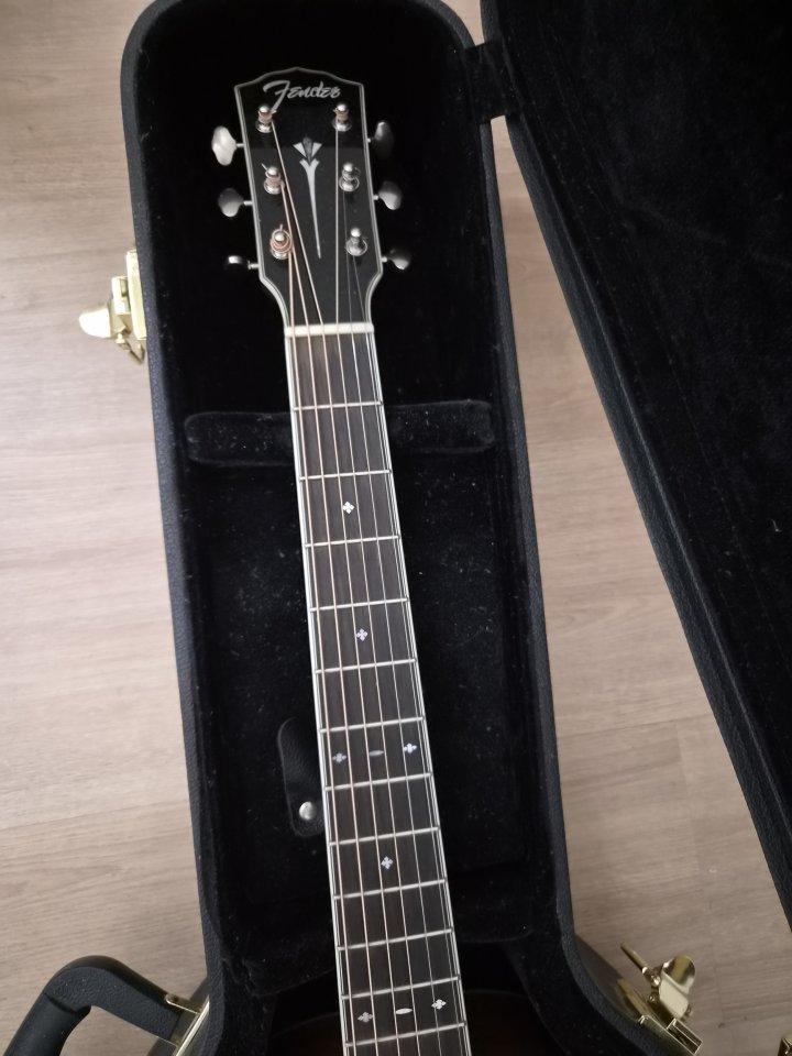 Fender PS220-e nat de segunda mano · Foto 3 de 10 · Palencia · 450 €