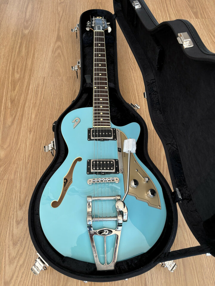 Duesenberg Starplayer TV Narbik Blue