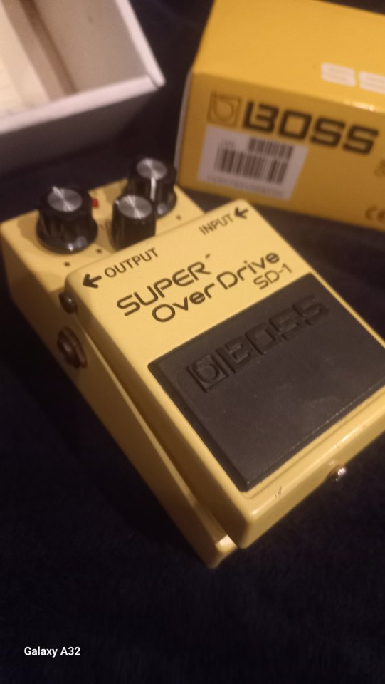 Boss super overdrive SD1