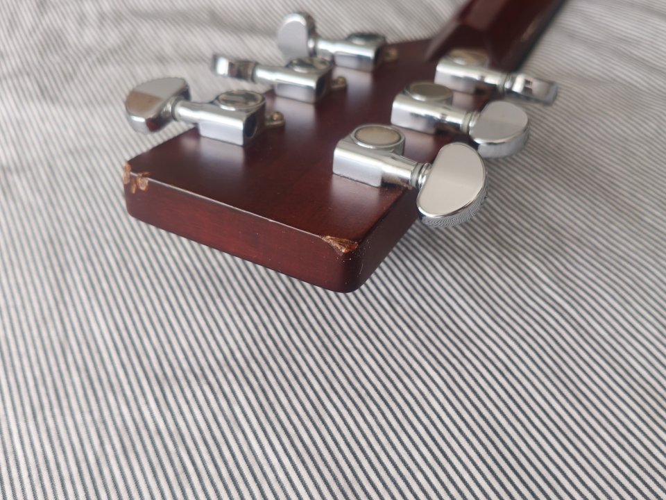 Guitarra electroacústica Tanglewood