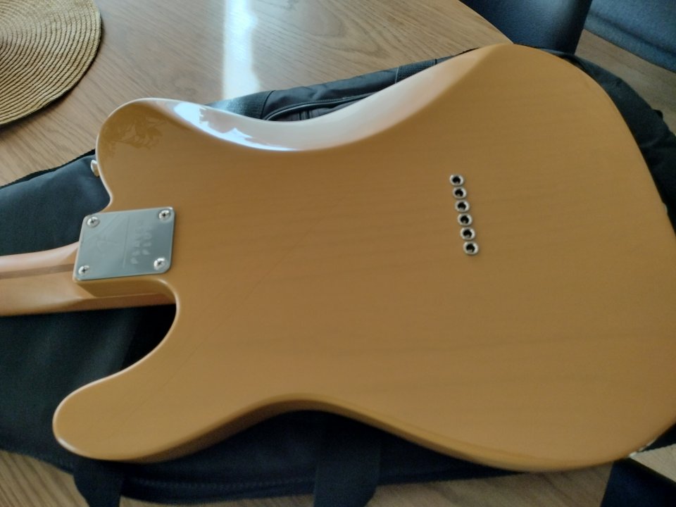 Fender telecaster 2 plus de segunda mano · Foto 7 de 10 · Albacete · 400 €