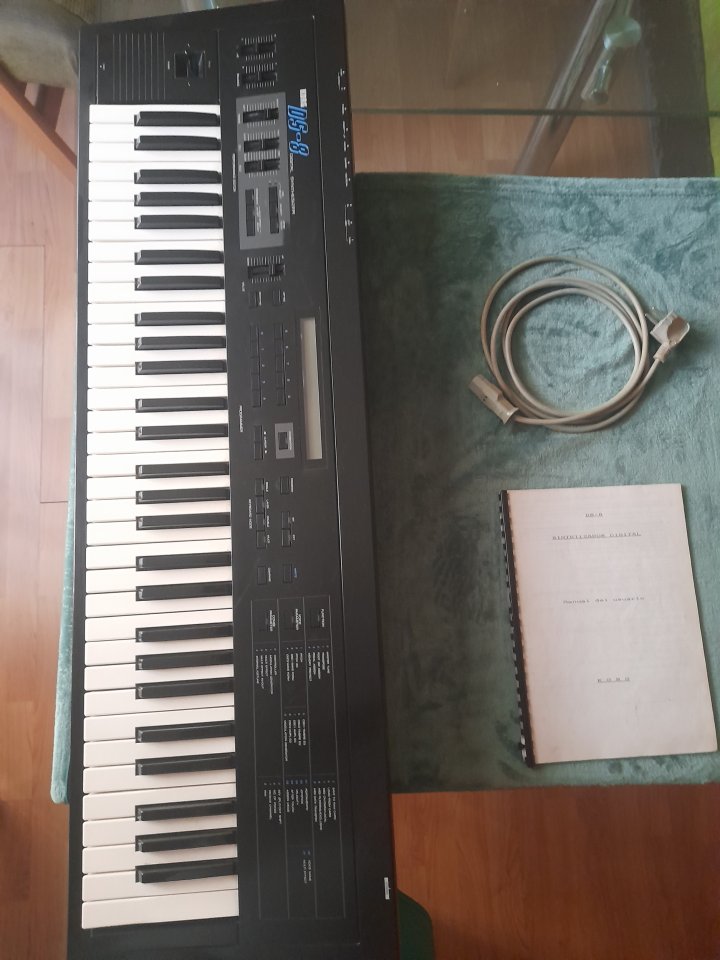 KORG DS8 - Magnífico sintetizador de los 80's y fácil de programar. de segunda mano · Foto 1 de 10 · Jaén · 300 €