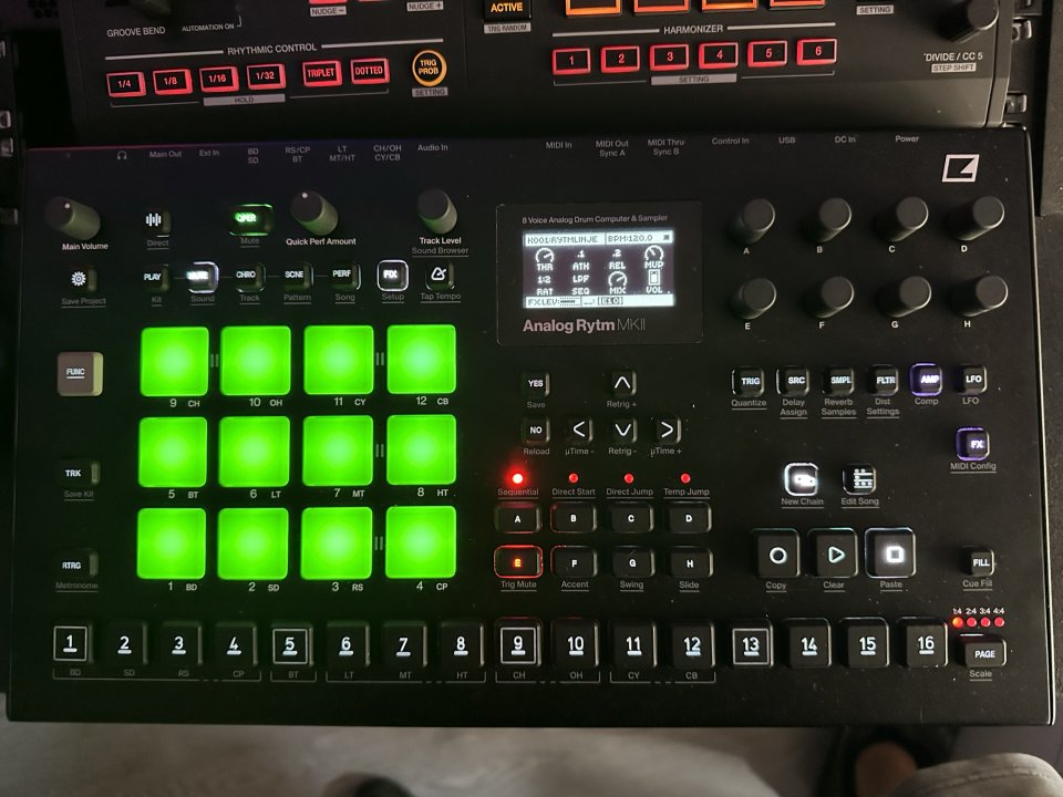 Elektron Analog Rytm Mk2 de segunda mano · Foto 1 de 2 · Barcelona · 1200 €