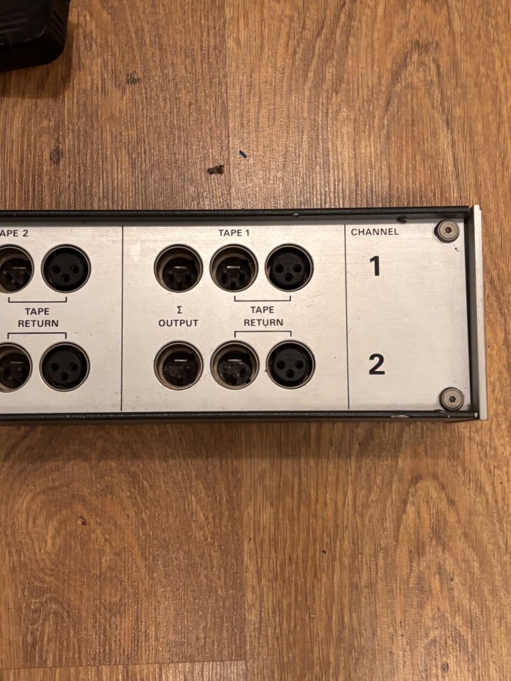 Studer Monitor Connection Box original para 169/269 (probada pin a pin) de segunda mano · Foto 4 de 9 · Barcelona · 595 €