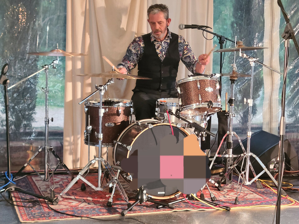 Busco banda de Indie ,covers o  temas propios