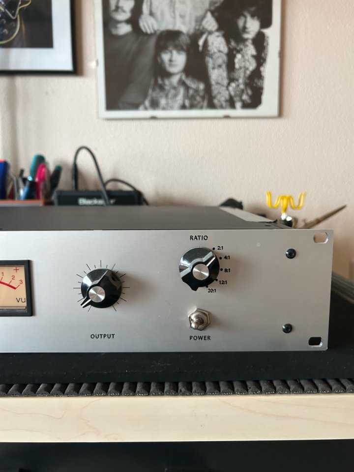 Compresor òptico de estado sólido