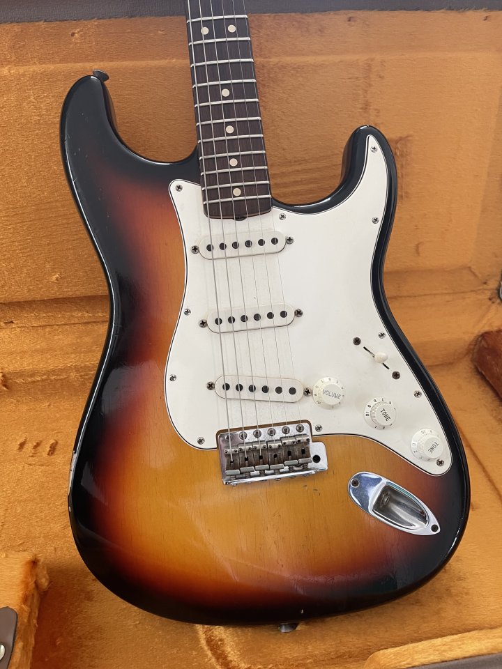 Fender Custom Shop 63 Stratocaster Relic de segunda mano · Foto 4 de 8 · Girona · 1 €