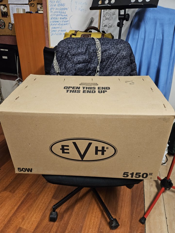 EVH 5150 III Stealth (en garantía aún)