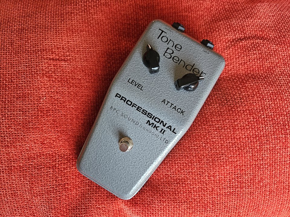 BPC Tone Bender MK II Professional Fuzz Pedal de segunda mano · Foto 3 de 10 · Alicante · 240 €