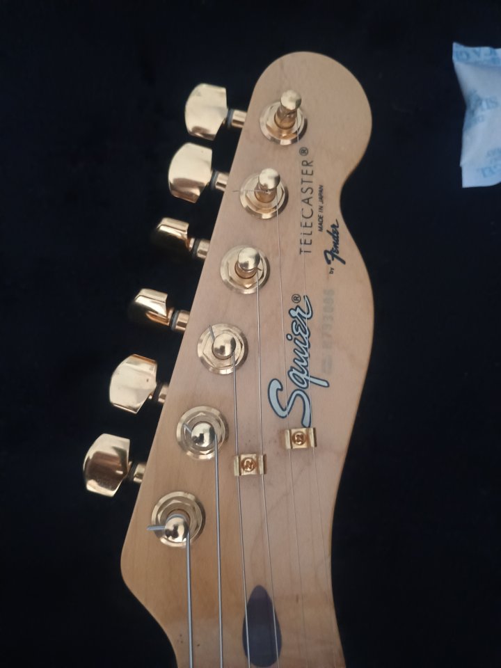 Squier japan telecaster con EMG