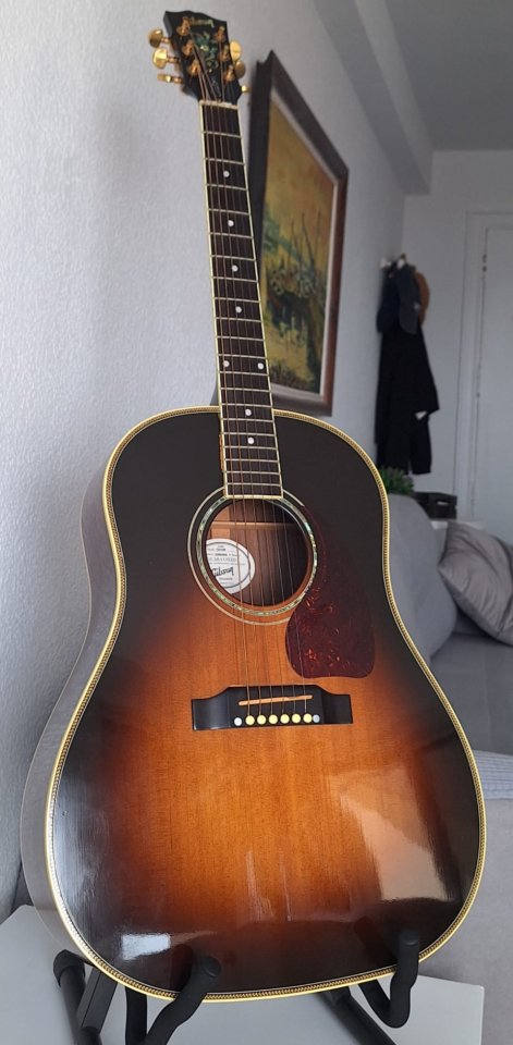Gibson J 45 Custom de segunda mano · Foto 1 de 7 · Valencia · 2300 €