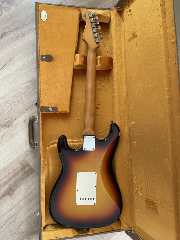 Fender Custom Shop 63 Stratocaster Relic de segunda mano · Foto 6 de 8 · Girona · 1 €