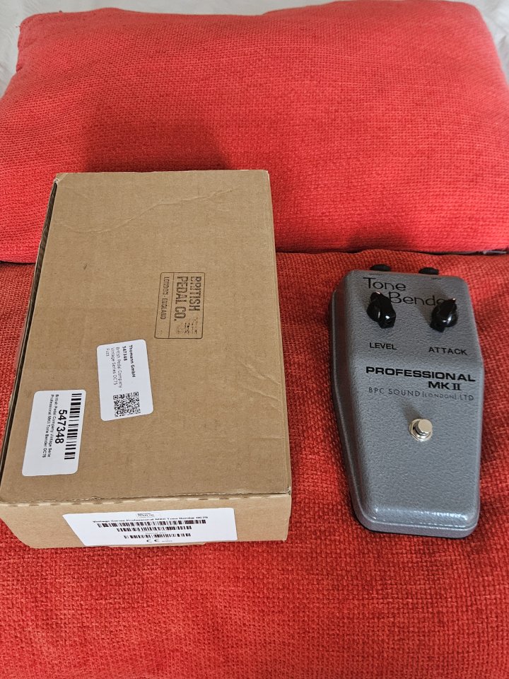 BPC Tone Bender MK II Professional Fuzz Pedal de segunda mano · Foto 7 de 10 · Alicante · 240 €