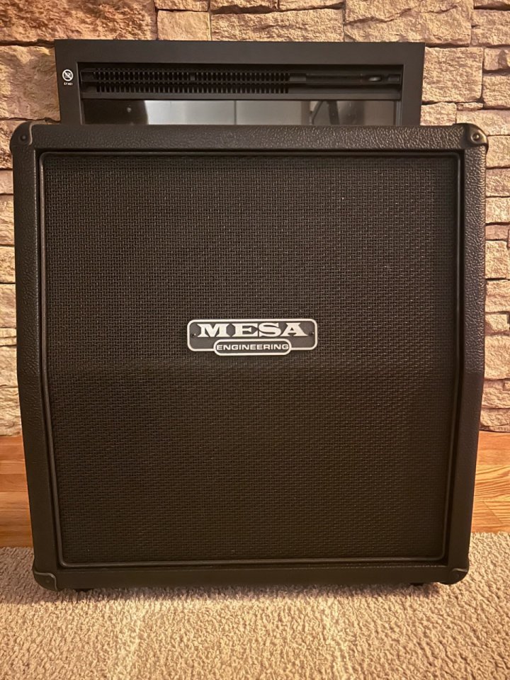 Pantalla Mesa Boogie Mini Rectifier 19 slant 1x12 de segunda mano · Foto 1 de 4 · Asturias · 550 €