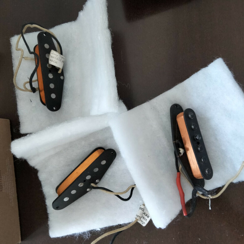 LIndy Fralin Vintage Hot ST Set (puente-medios-mástil)