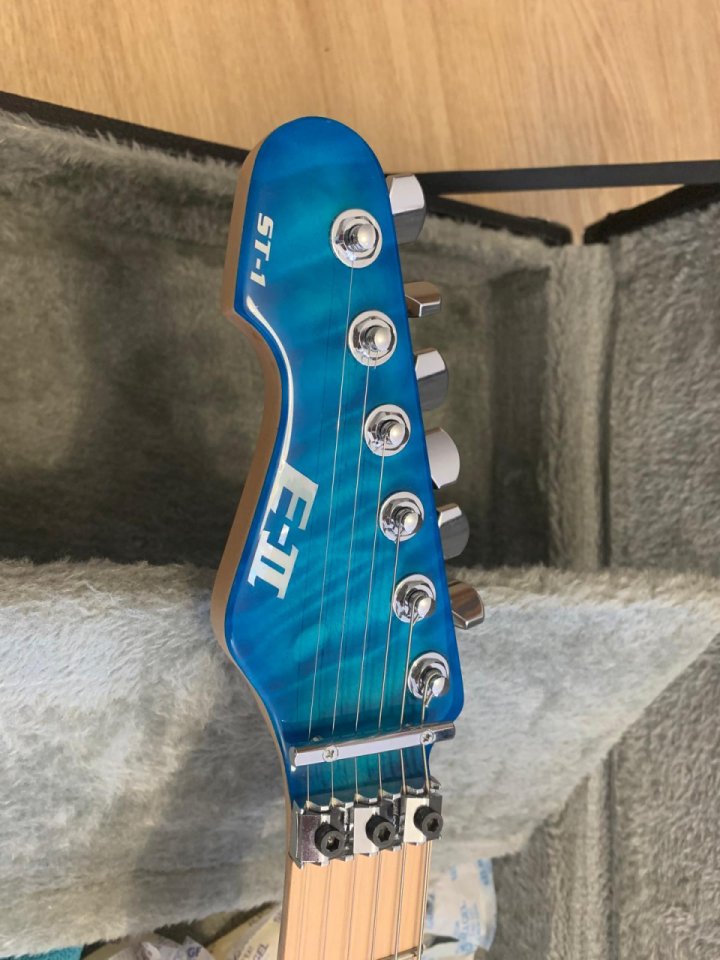 ESP EII ST1 Zurdo Aquamarina