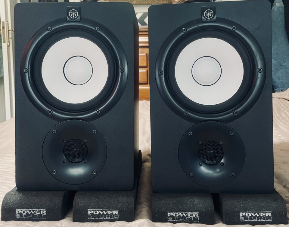 Yamaha HS7 de segunda mano · A Coruña · 380 €
