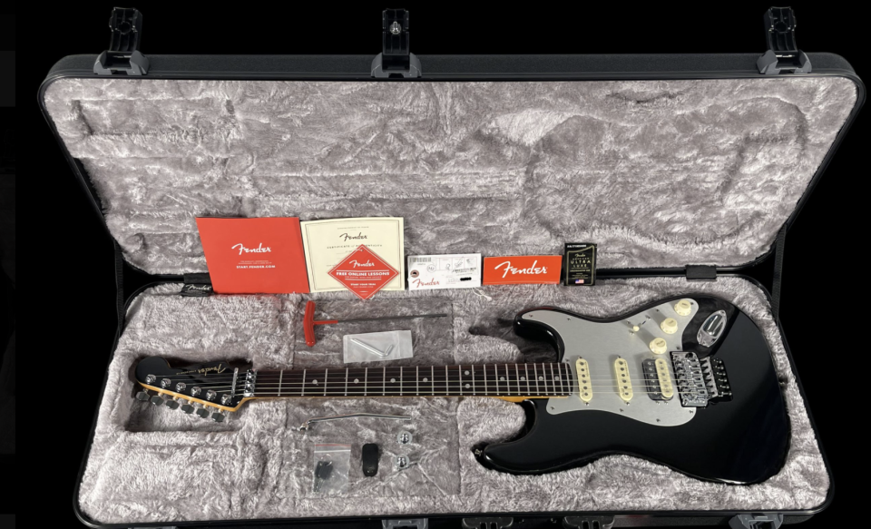 Fender  American Ultra Luxe Stratocaster Floyd Rose HSS Mystic Black