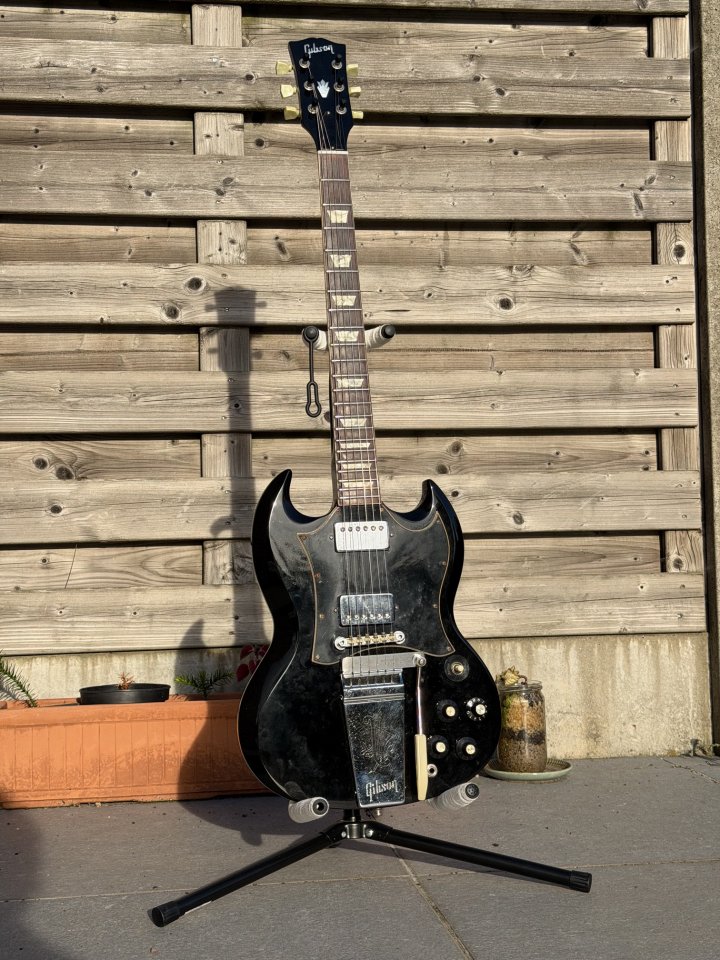 1969 Gibson SG Standard Ebony de segunda mano · Foto 1 de 9 · Madrid · 3700 €