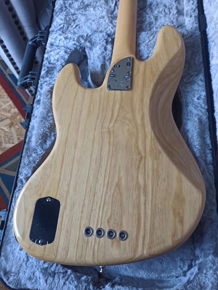 Fender jazzbass élite natural fresno